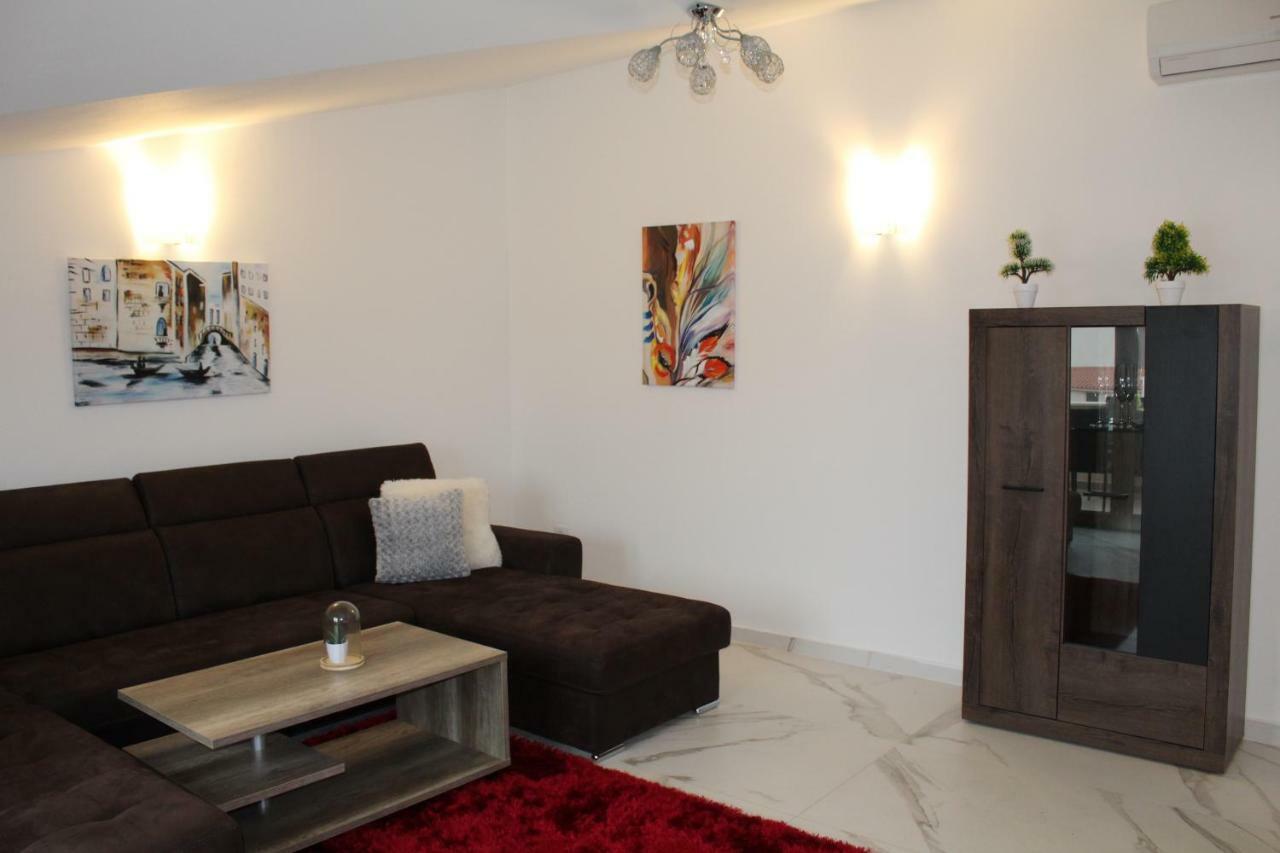 דירות Casa Rados פאז'אנה מראה חיצוני תמונה