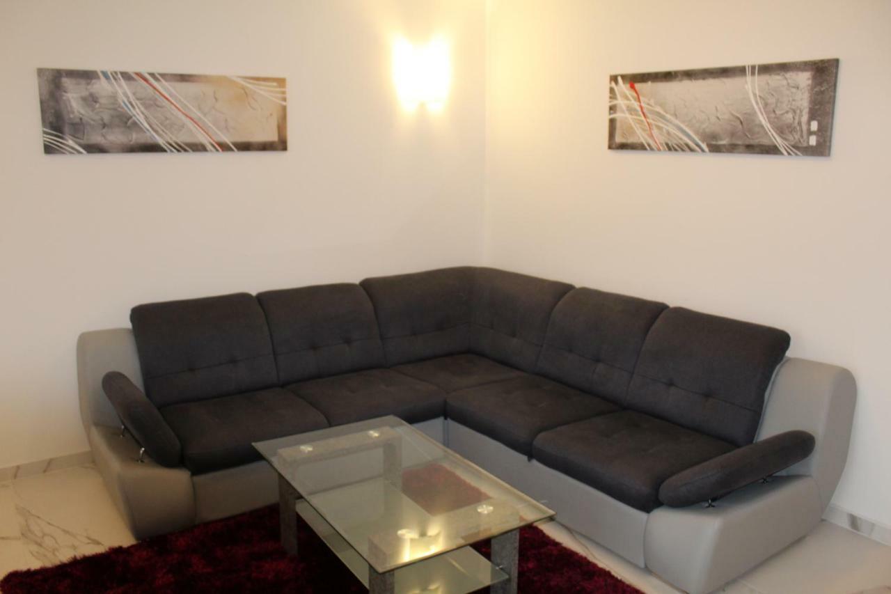 דירות Casa Rados פאז'אנה מראה חיצוני תמונה